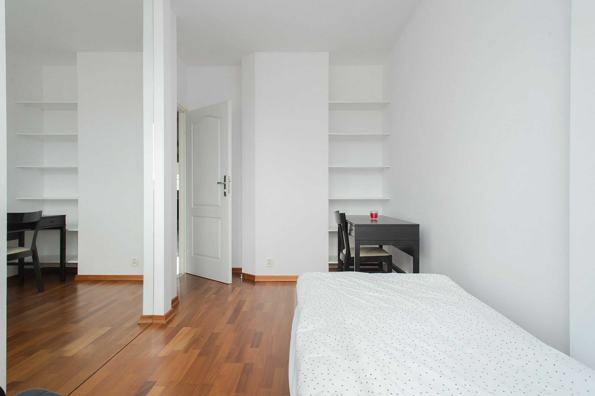 Shortstaypoland Wolnosc Varšava Exteriér fotografie